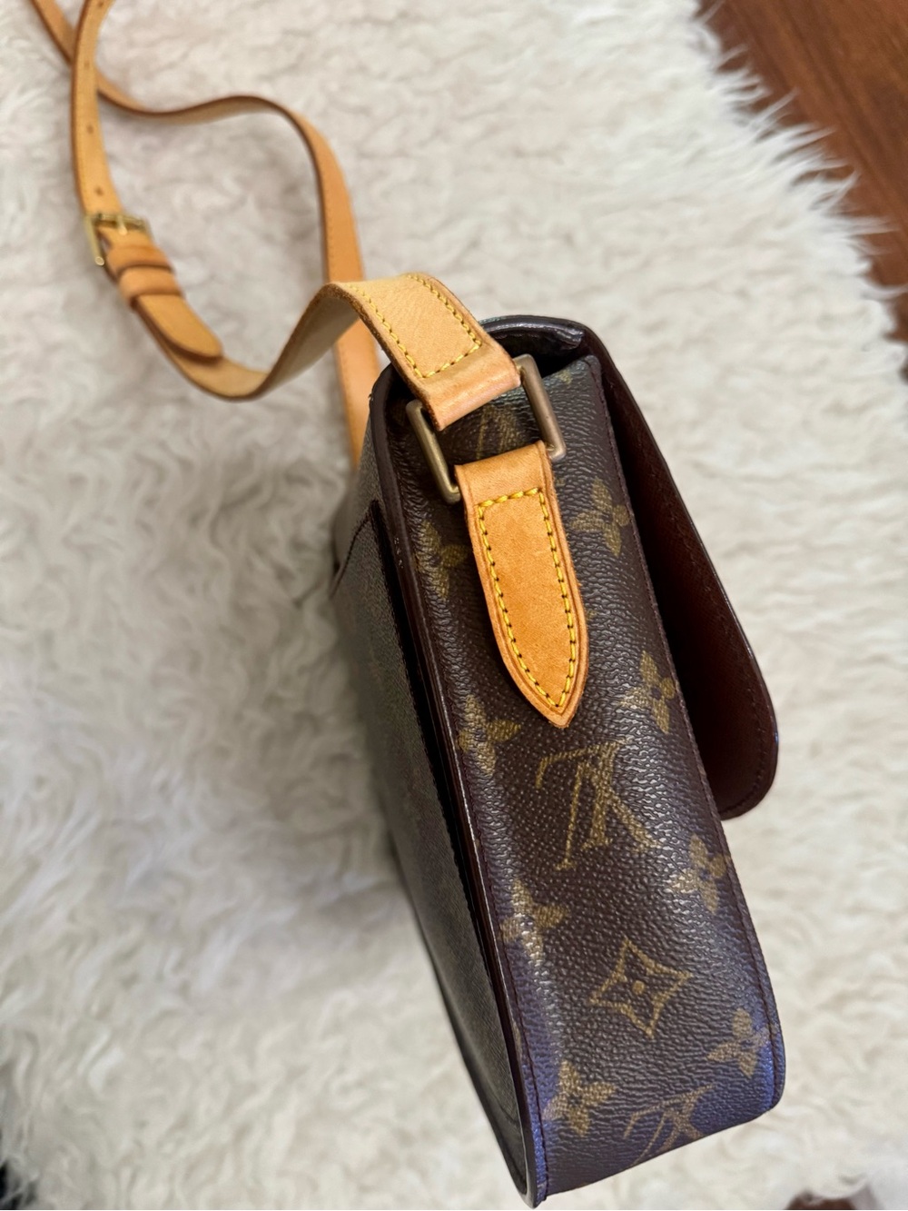 LOUIS VUITTON Saint Cloud Monogram GM - Picture 5 of 16